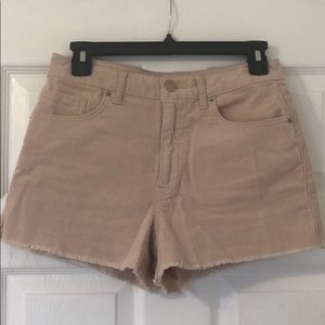 Corduroy pale pink shorts